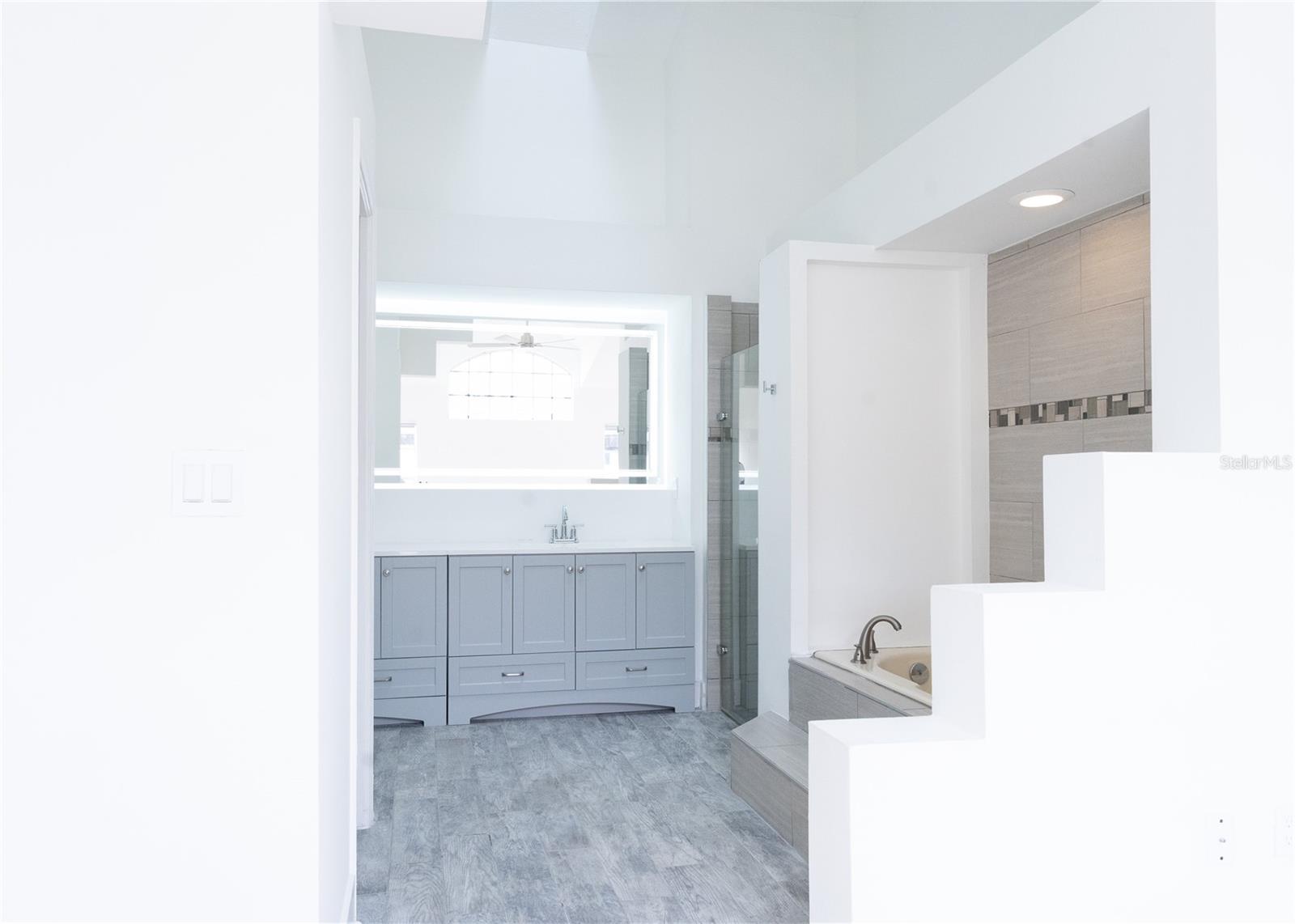 ISLAND CLUB AT RIO PINAR LAKES - Residential