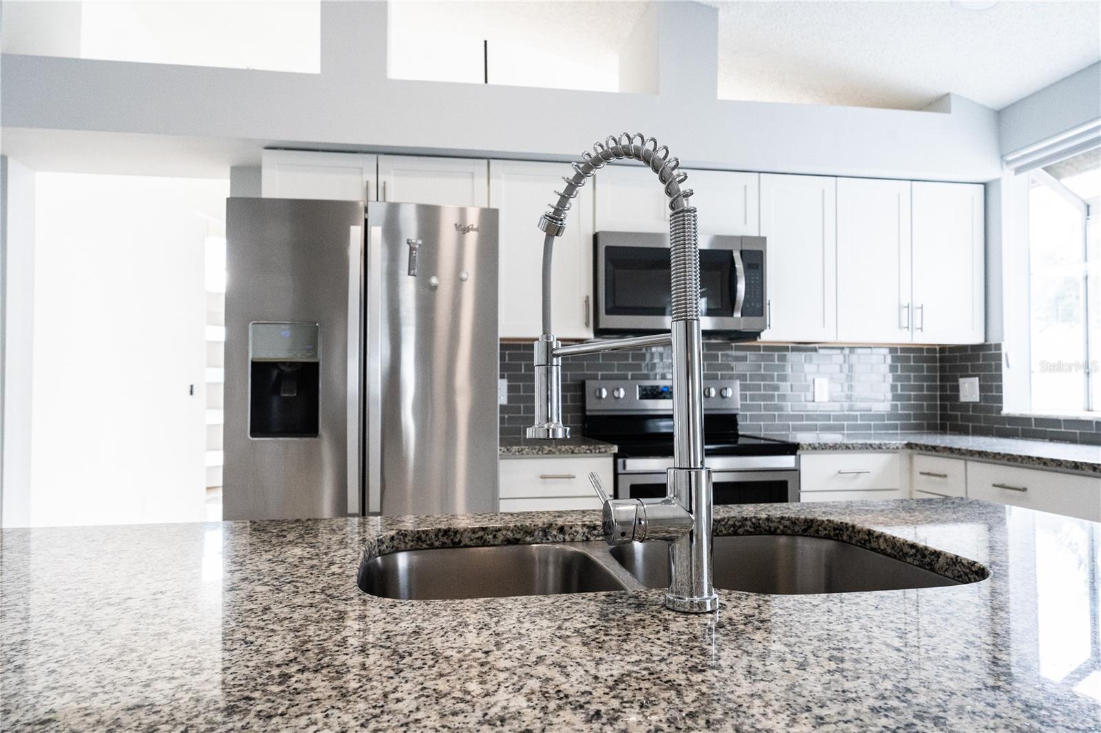 ISLAND CLUB AT RIO PINAR LAKES - Residential