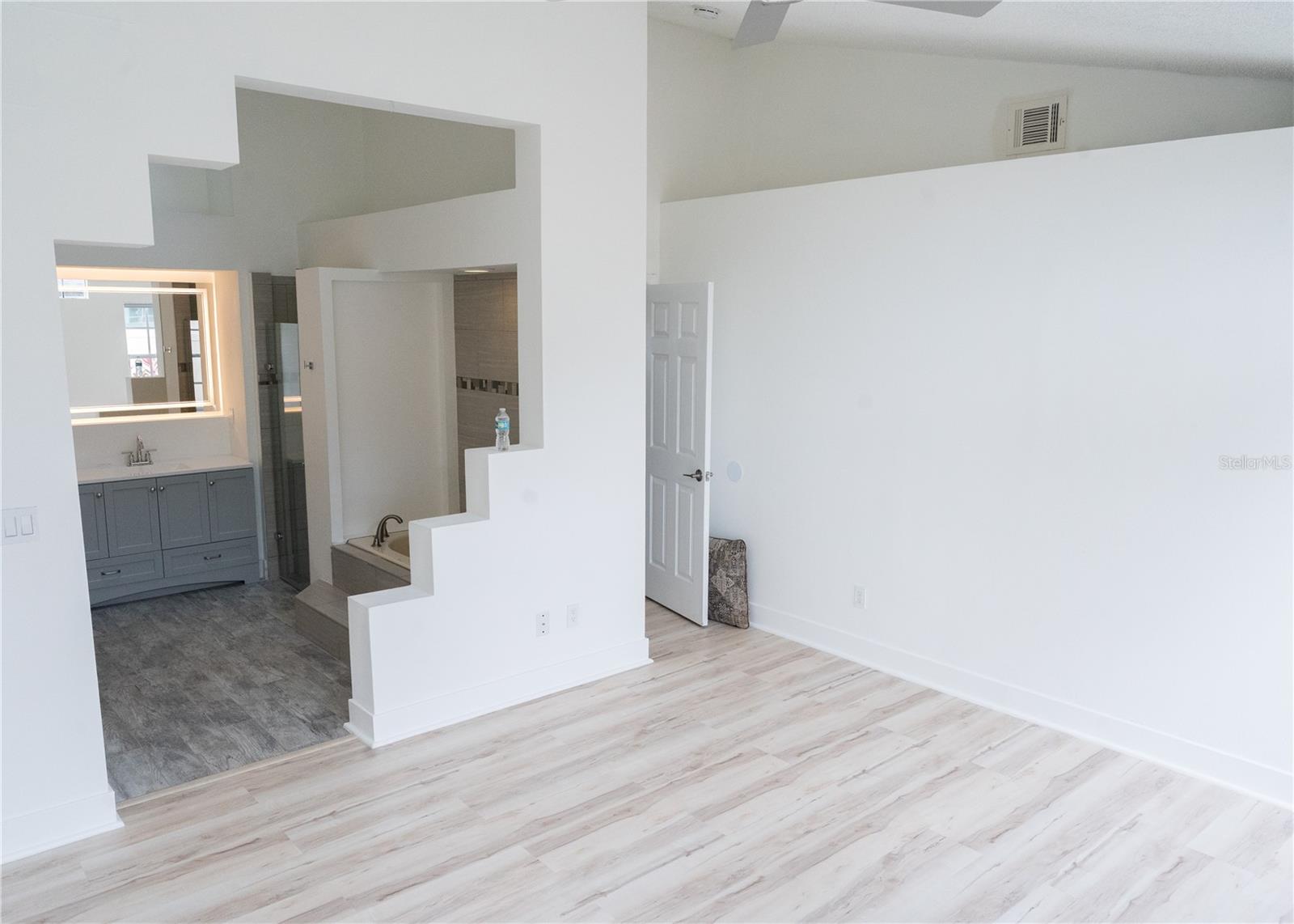 ISLAND CLUB AT RIO PINAR LAKES - Residential