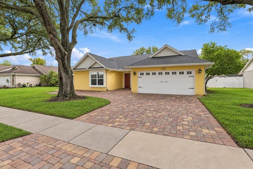 1680 LADY SLIPPER CIRCLE