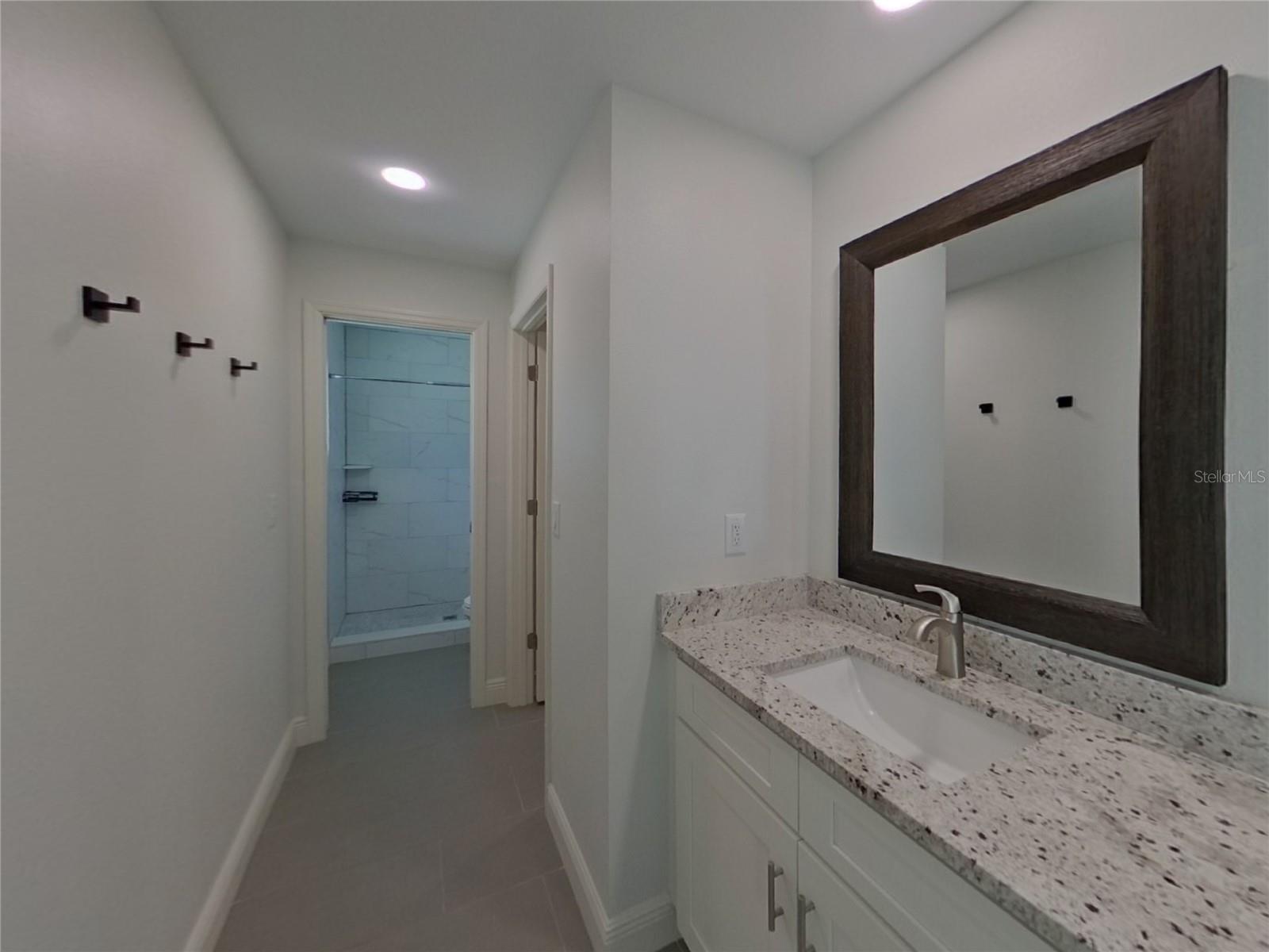 WASHINGTON TERRACE - Residential Lease