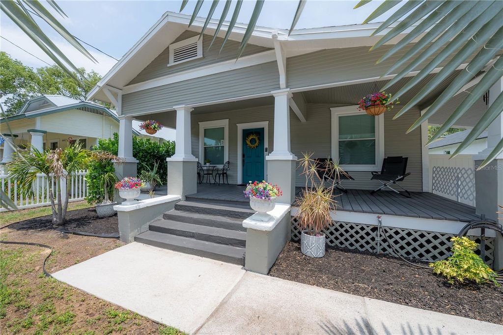 Photo of 1010 E Curtis Street, Tampa, FL 33603 (MLS # TB8511666)