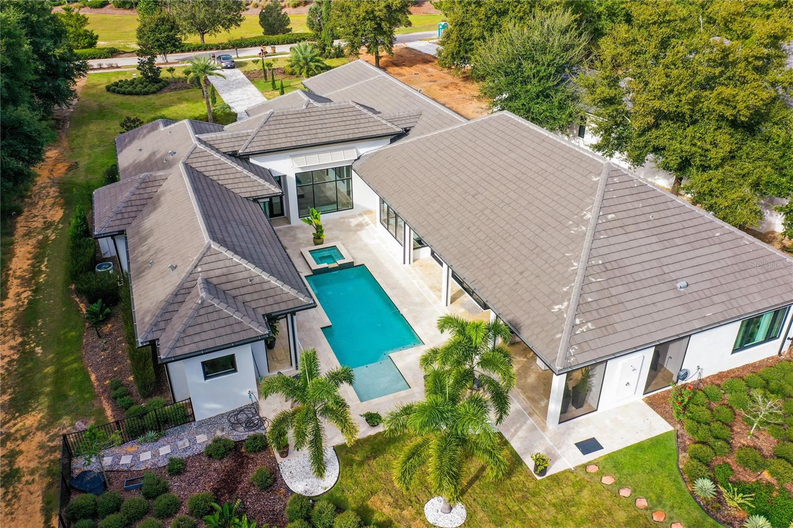 BELLA COLLINA - Residential