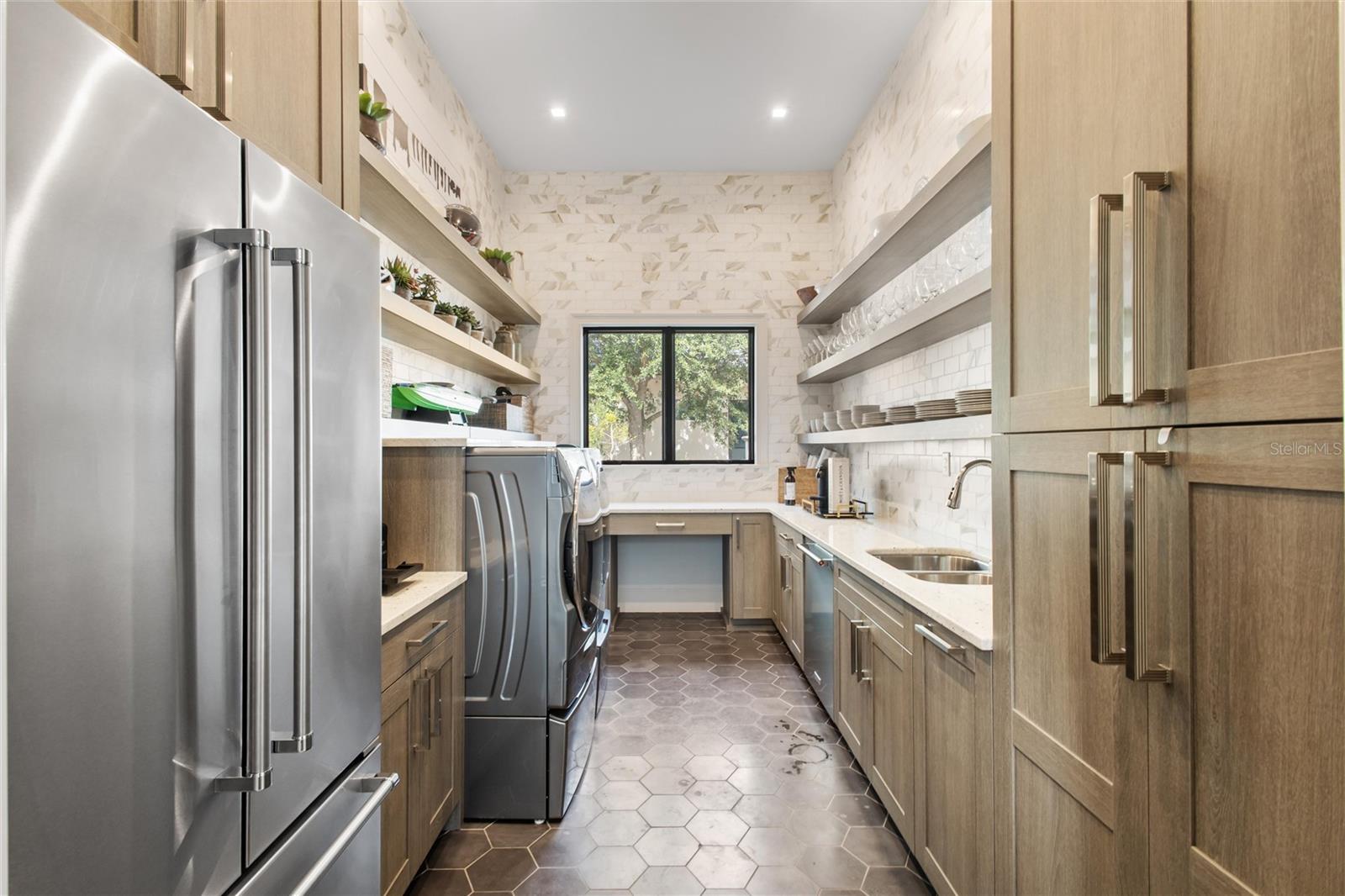 BELLA COLLINA - Residential