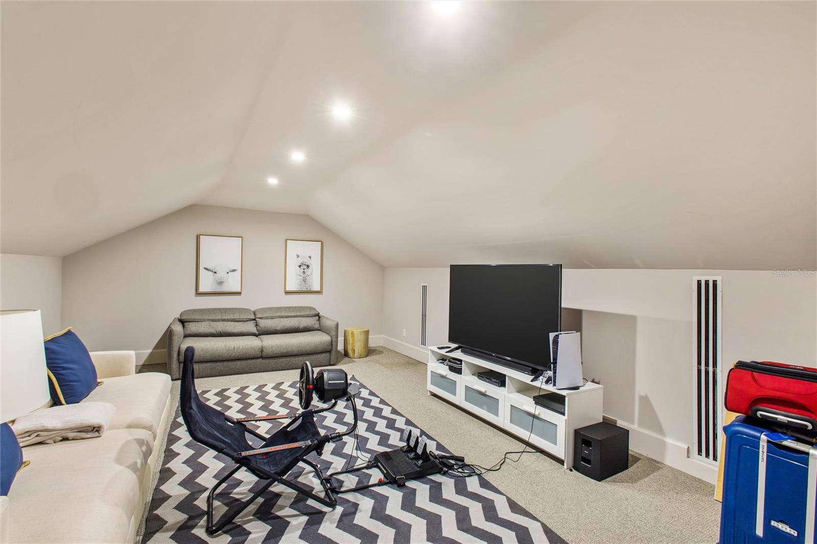 BELLA COLLINA - Residential