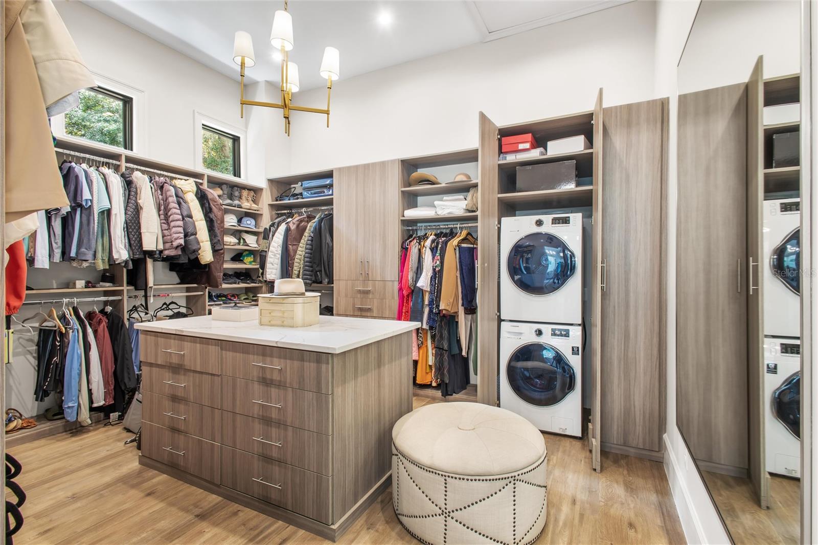 BELLA COLLINA - Residential