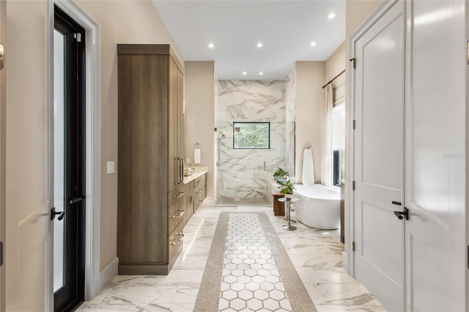 BELLA COLLINA - Residential