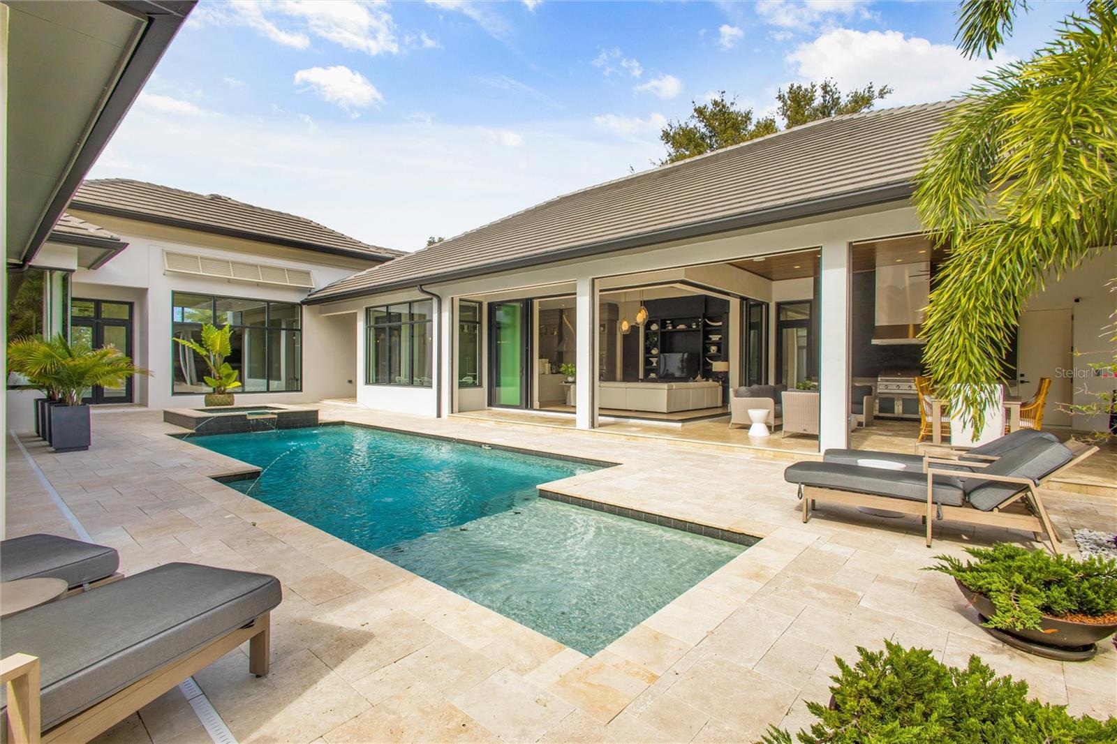 BELLA COLLINA - Residential