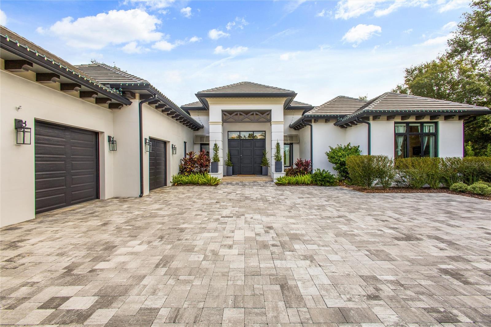 BELLA COLLINA - Residential