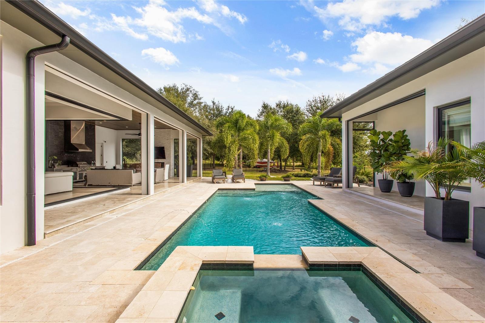 BELLA COLLINA - Residential