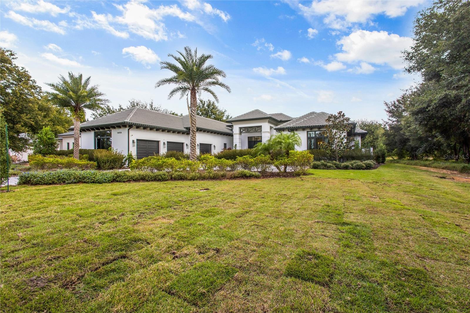 BELLA COLLINA - Residential