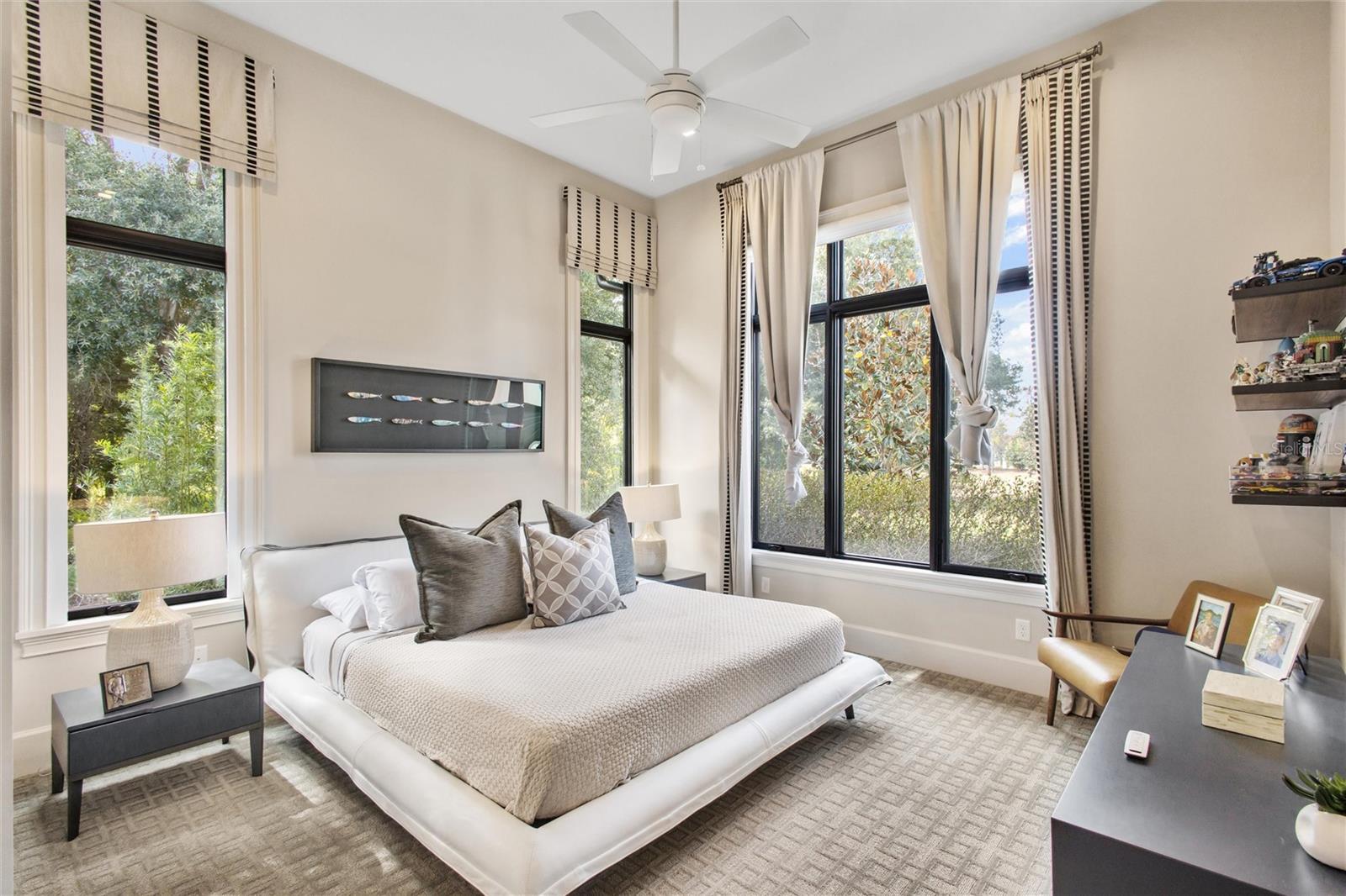 BELLA COLLINA - Residential