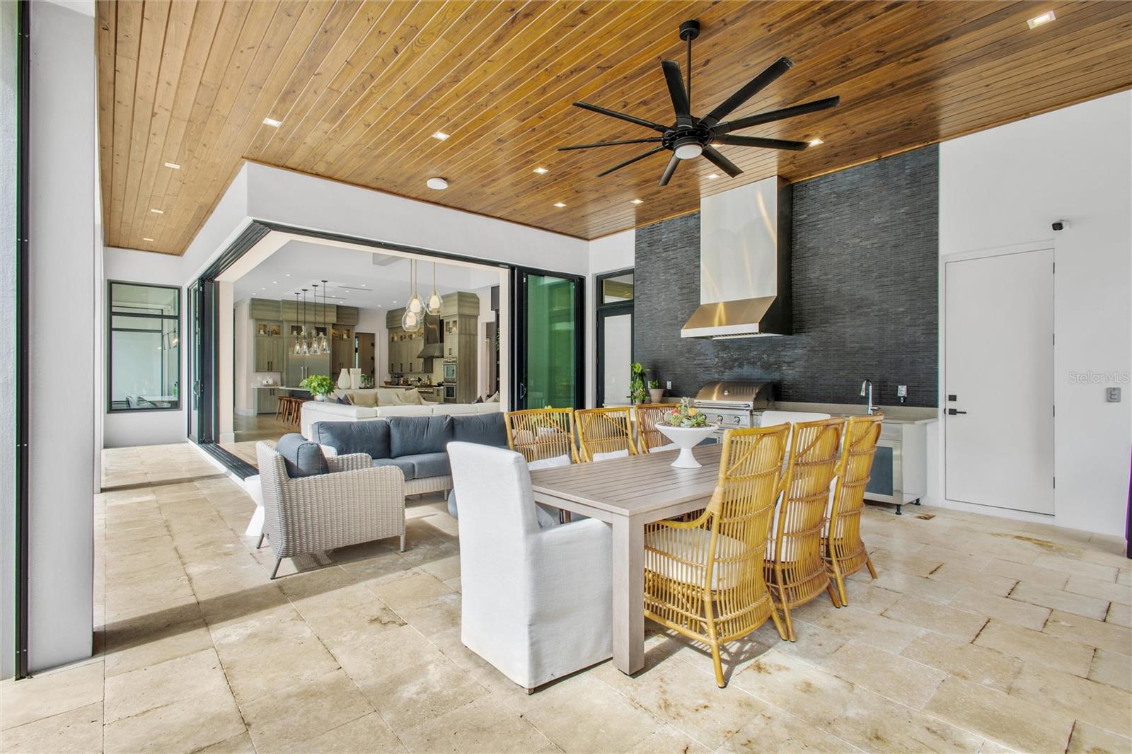 BELLA COLLINA - Residential