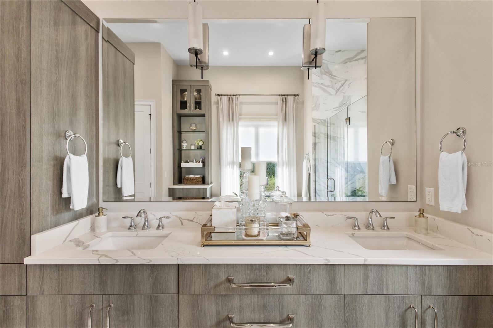 BELLA COLLINA - Residential