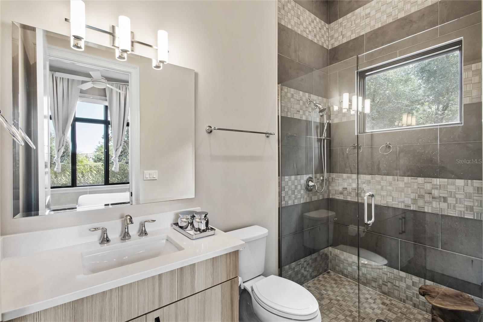 BELLA COLLINA - Residential