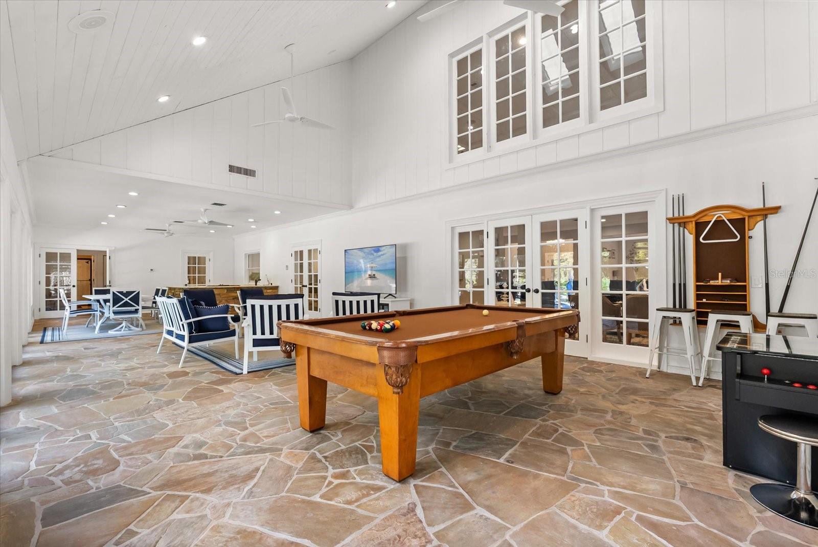 SWEETWATER CLUB - Residential