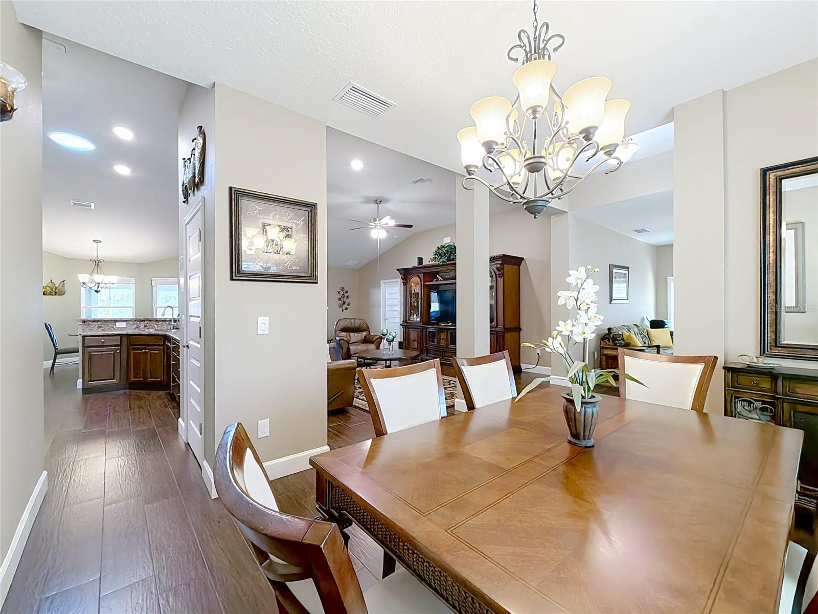 FRUITLAND PARK OAK FOREST - Residential