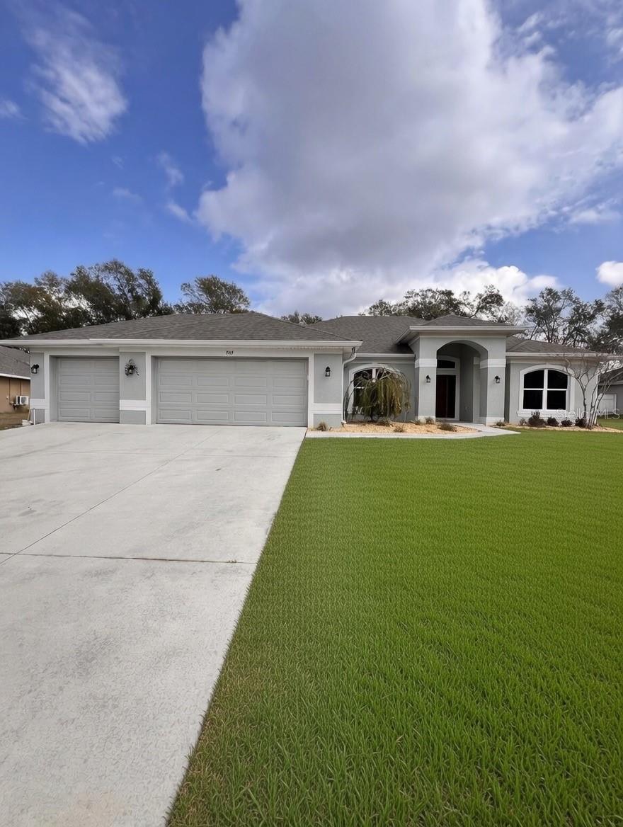 FRUITLAND PARK OAK FOREST - Residential