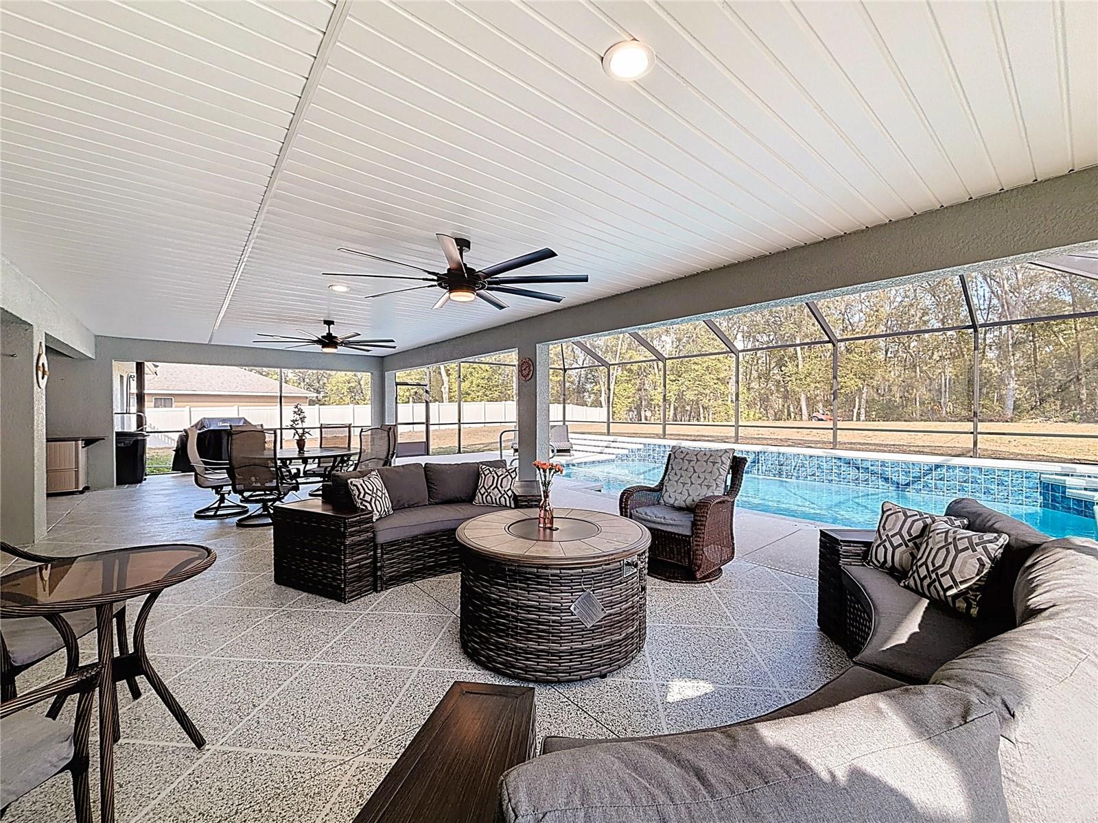 FRUITLAND PARK OAK FOREST - Residential