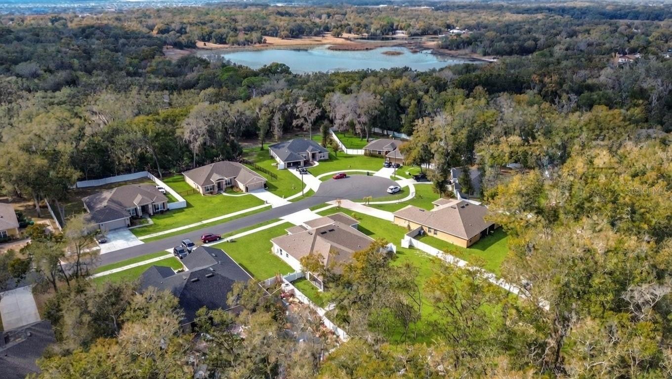 FRUITLAND PARK OAK FOREST - Residential