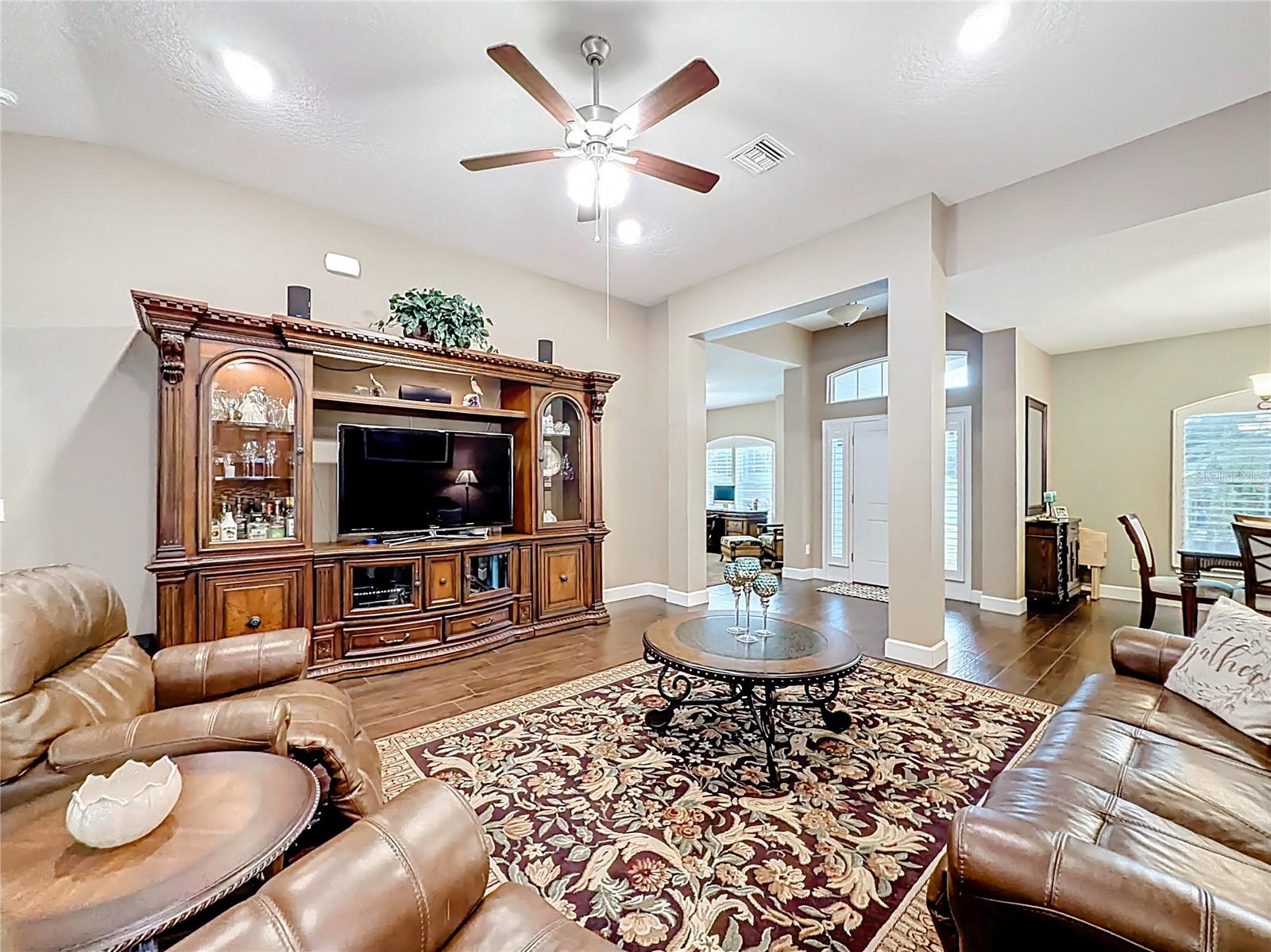 FRUITLAND PARK OAK FOREST - Residential