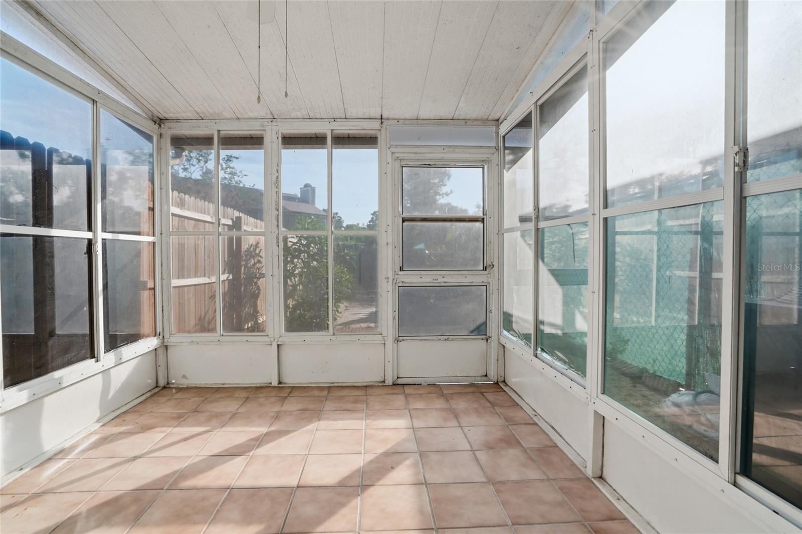 OAK VIEW TERRACE PH 1 - Residential