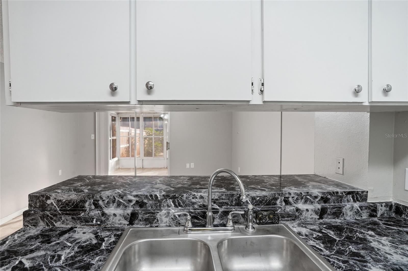 OAK VIEW TERRACE PH 1 - Residential