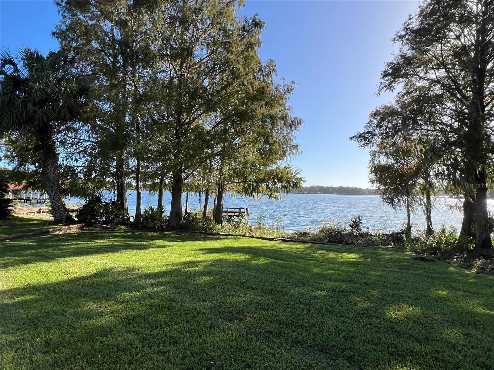 BEVERLY SHORES - Residential