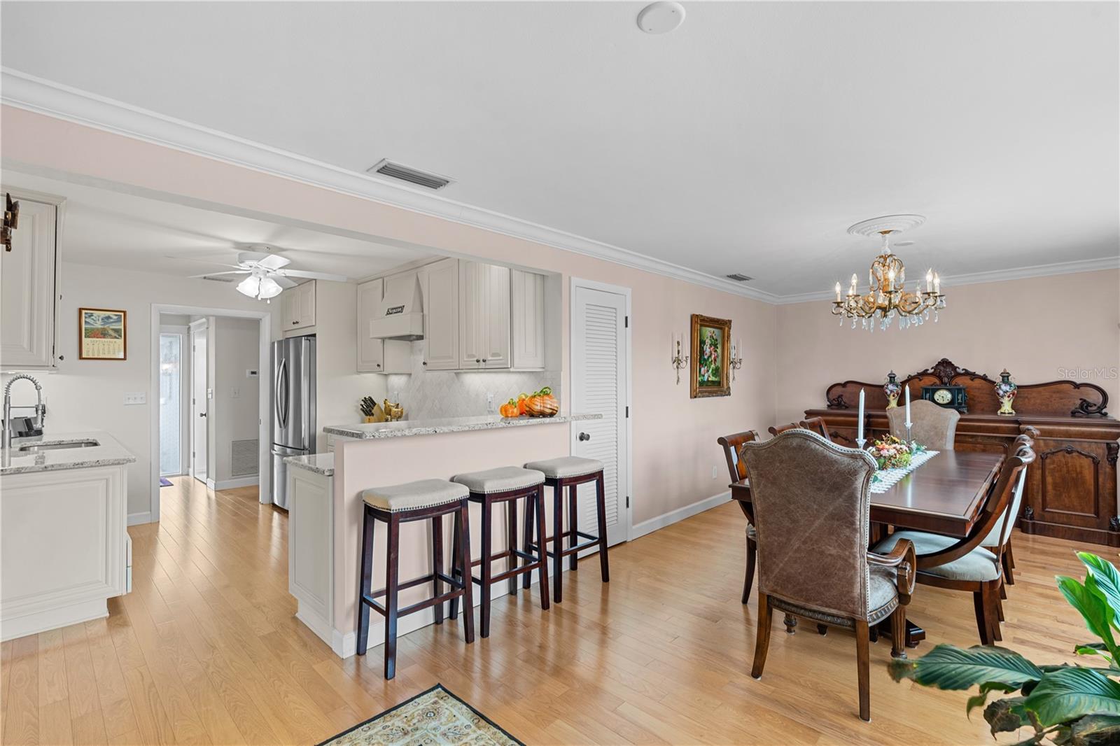 IMPERIAL POINT - Residential
