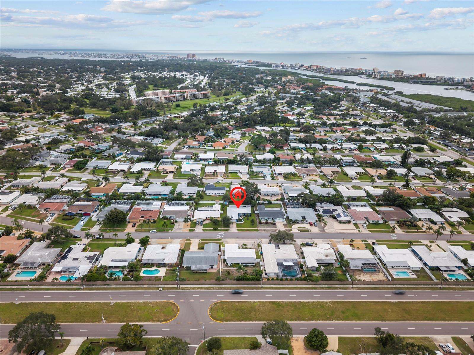 IMPERIAL POINT - Residential