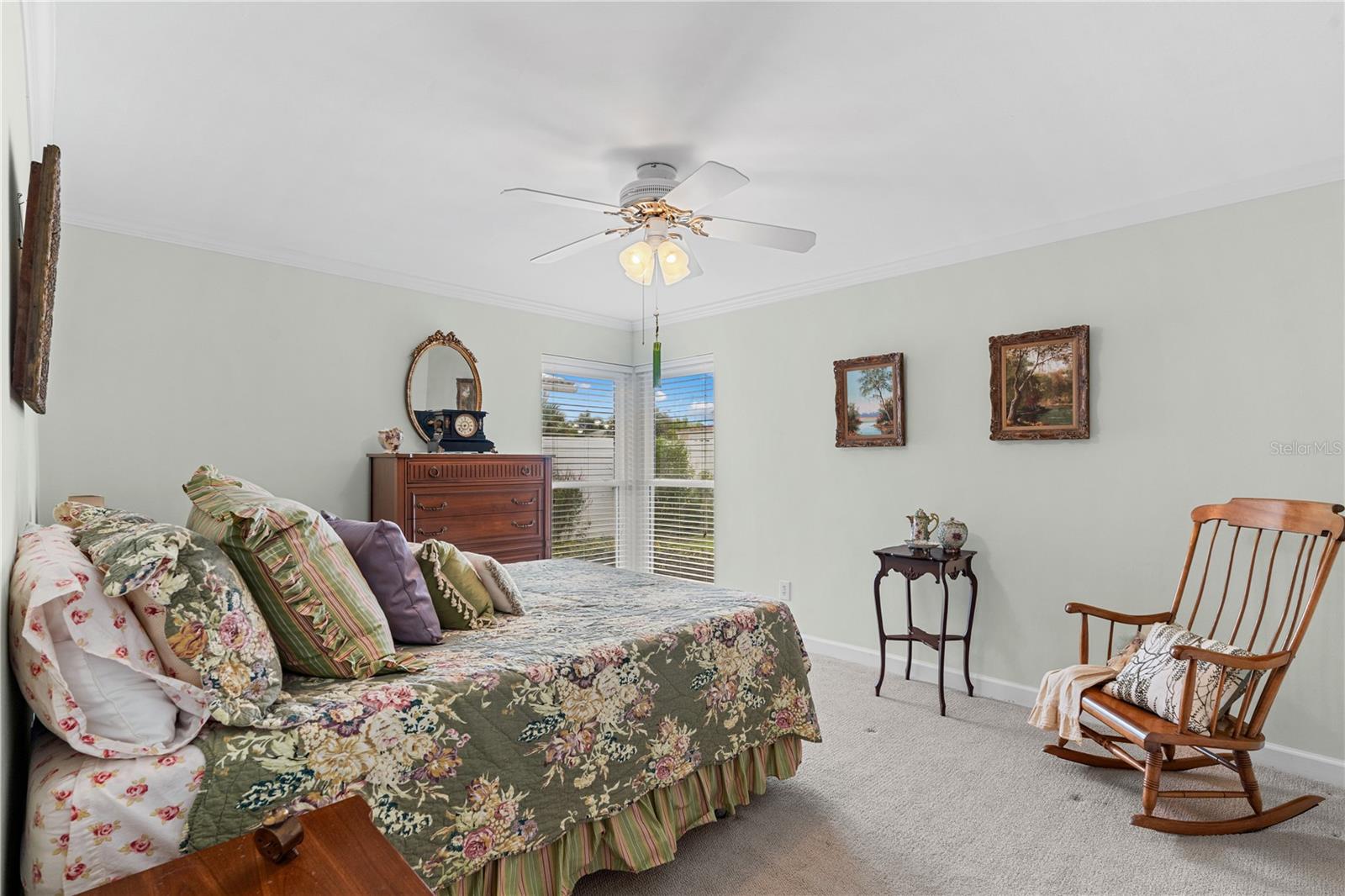 IMPERIAL POINT - Residential