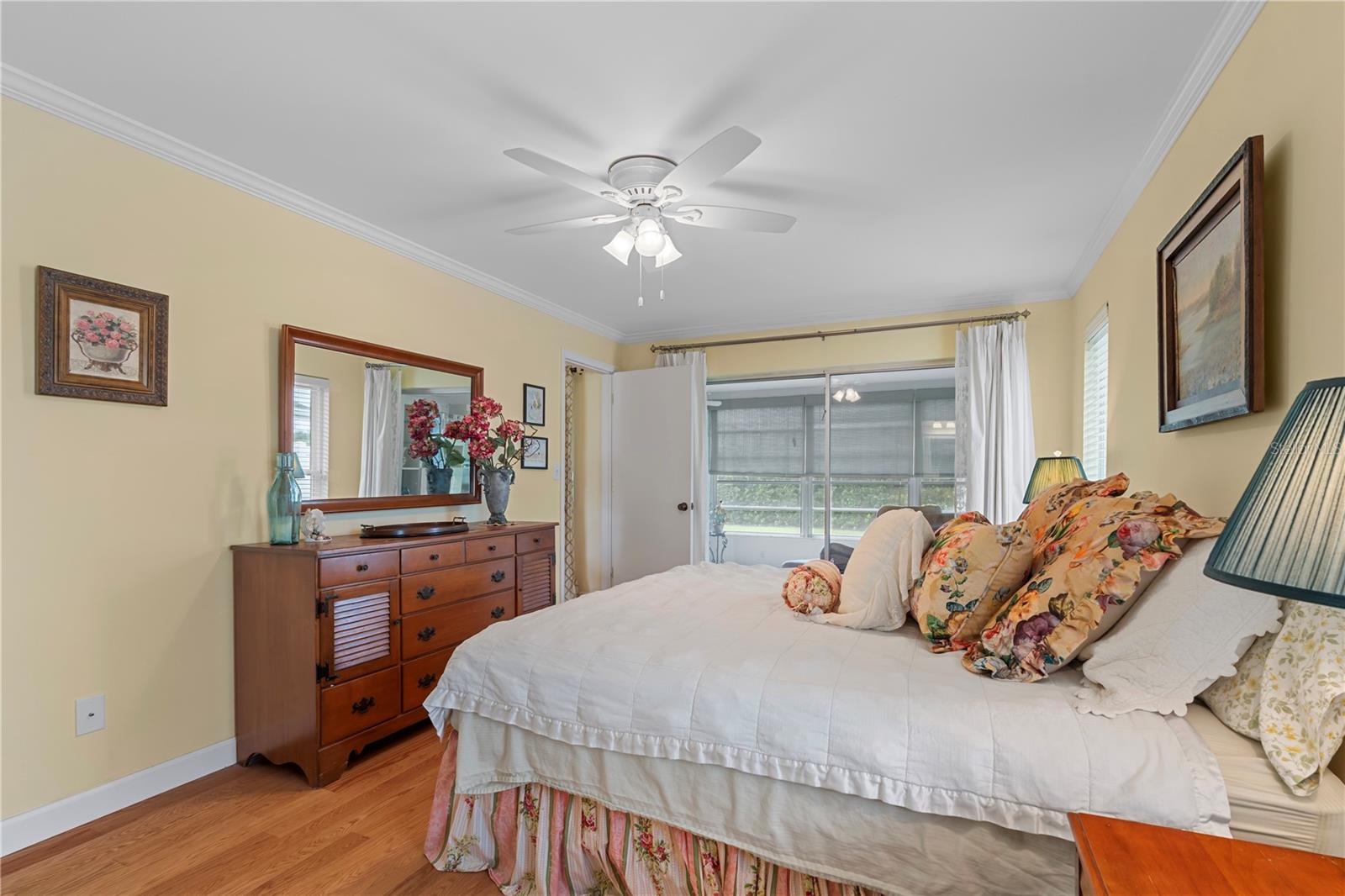 IMPERIAL POINT - Residential
