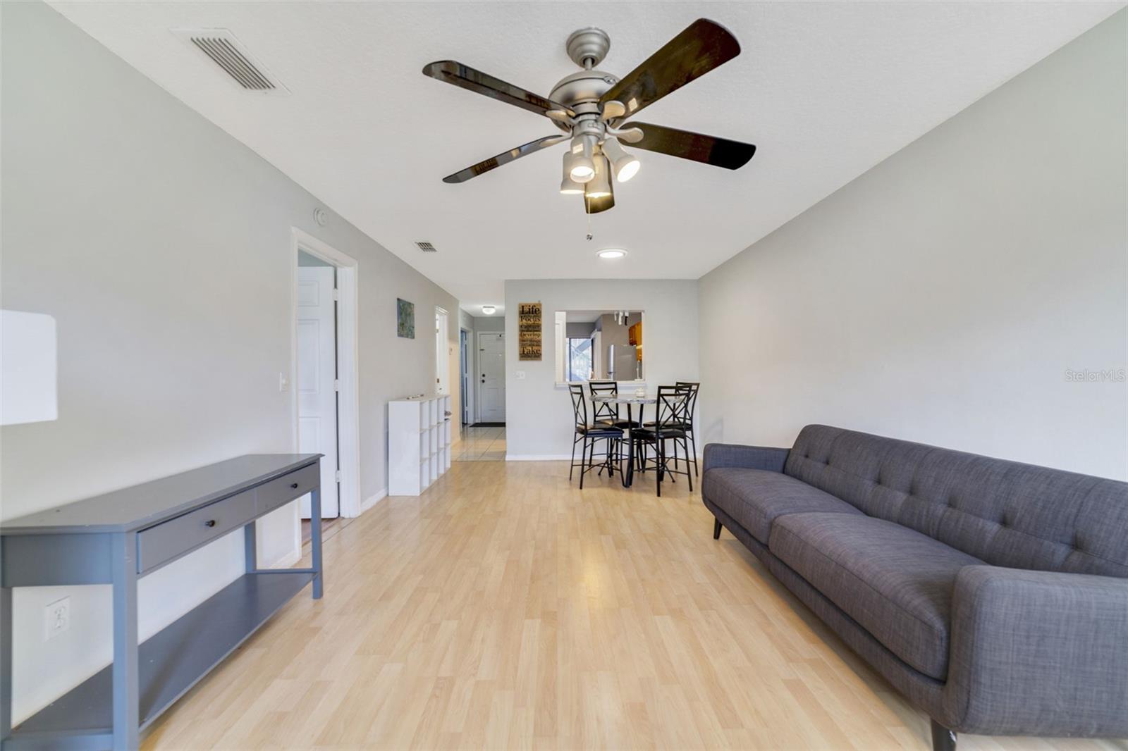 9504 DARIEN AVENUE 9504