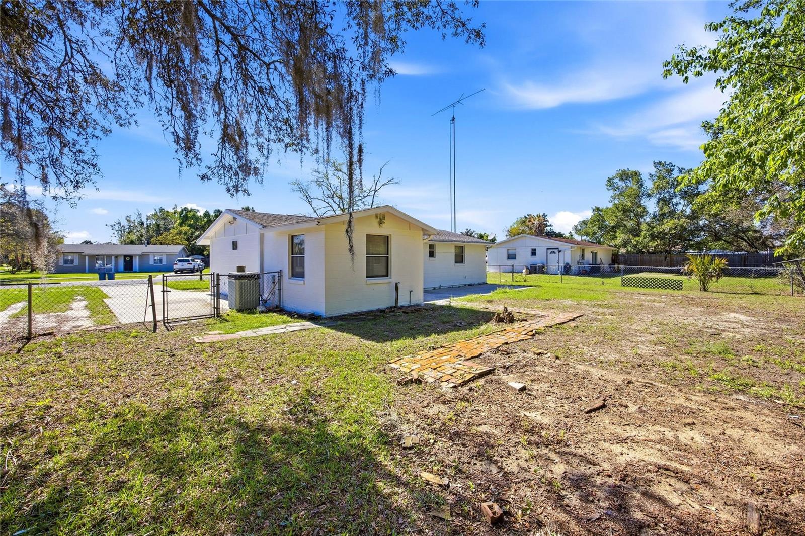 MARION OAKS UN 02 - Residential