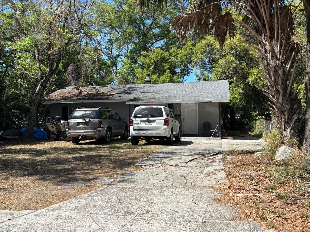 Photo of 516 S Dollins Avenue, Orlando, FL 32805 (MLS # O6390098)