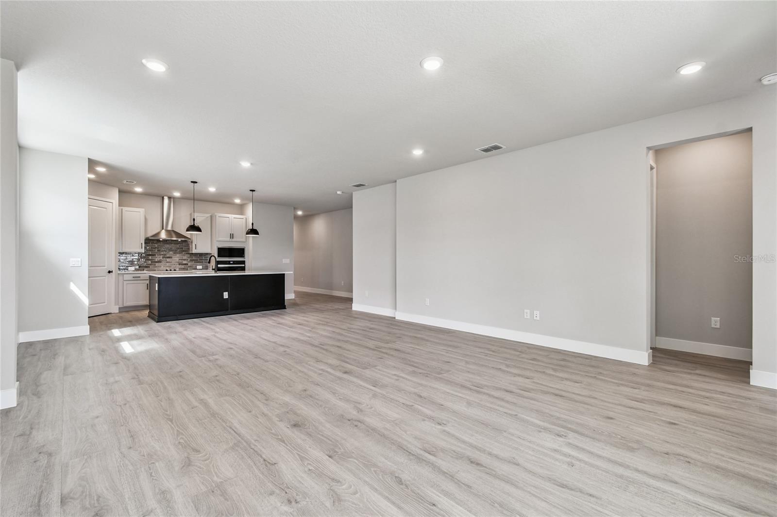 NORTH RIVER RANCH - Residential