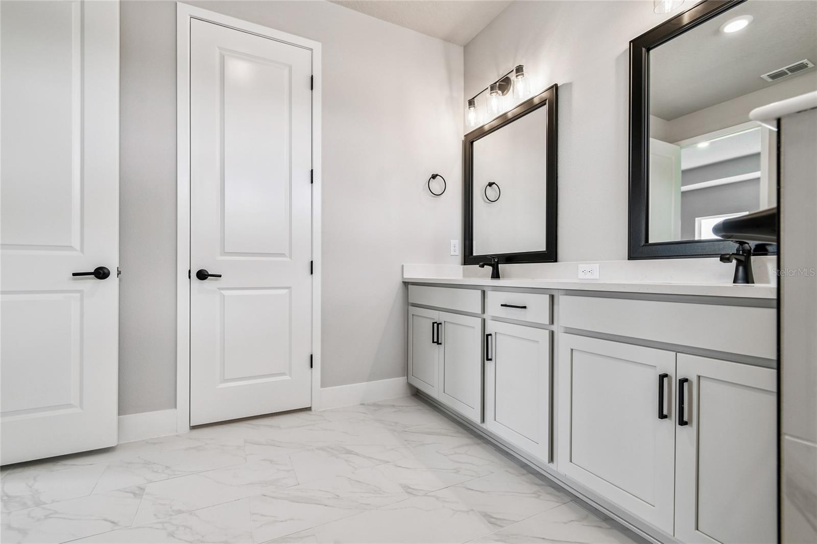 NORTH RIVER RANCH - Residential