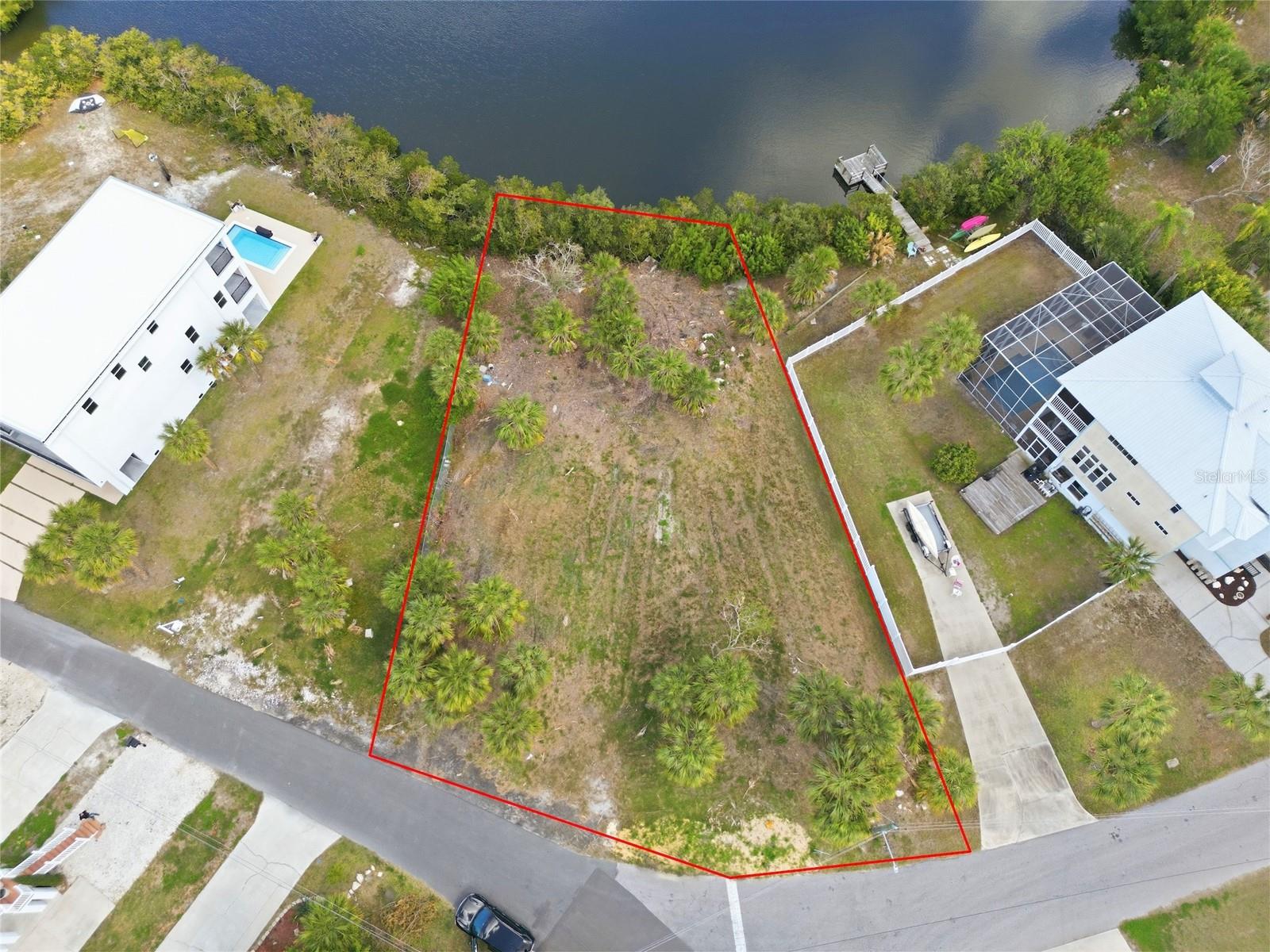 LAKE TO GULF ESTATES - Land