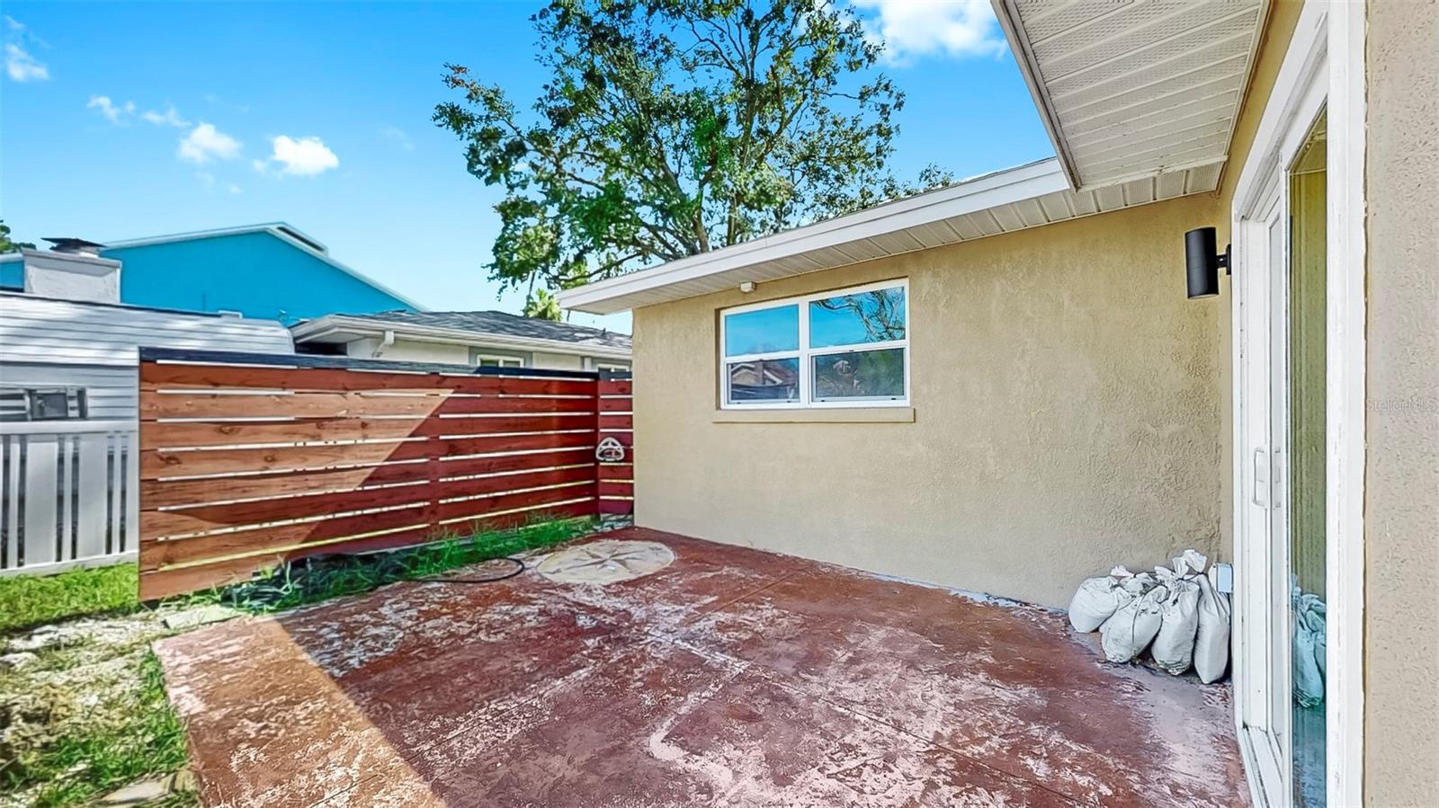 TROPIC SHORES - Residential Lease