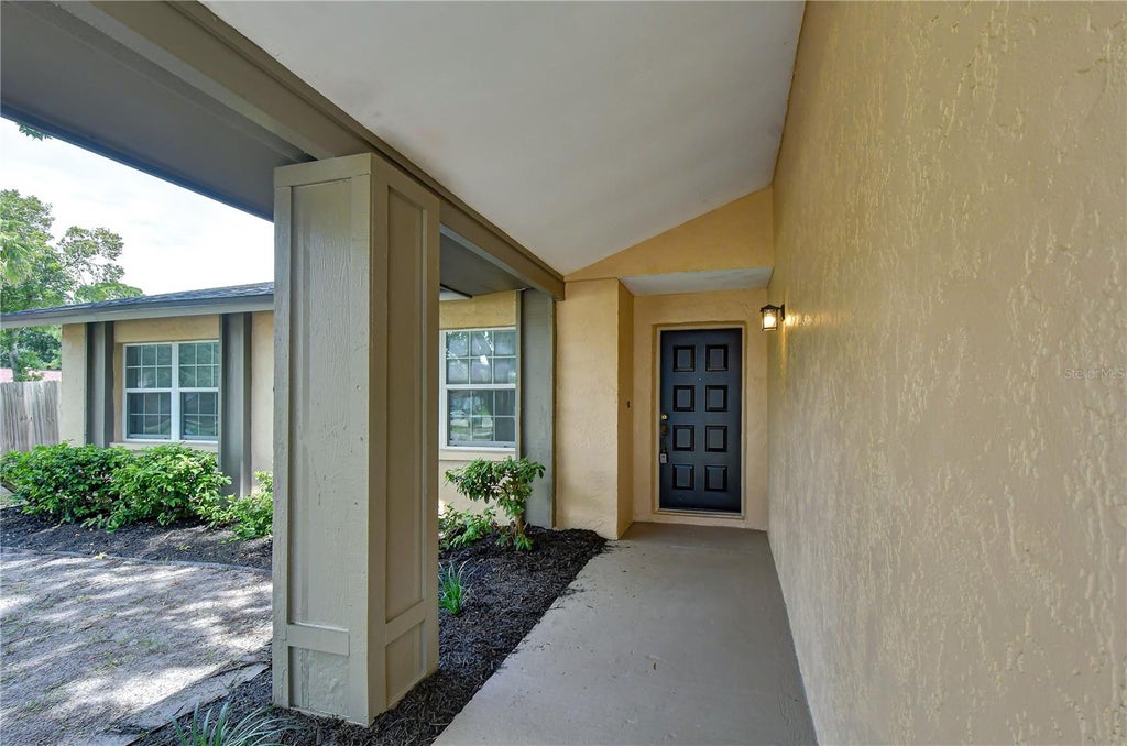 Photo of 13931 Pathfinder Drive, Tampa, FL 33625 (MLS # TB8543670)