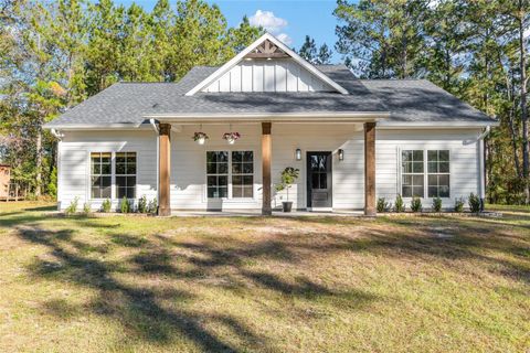 A home in REDDICK