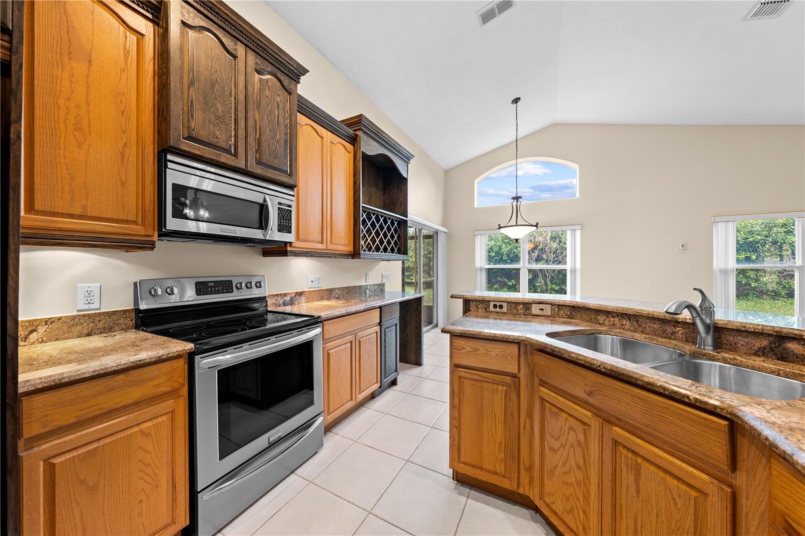 STONEHURST AT STONEFIELD - Residential Lease