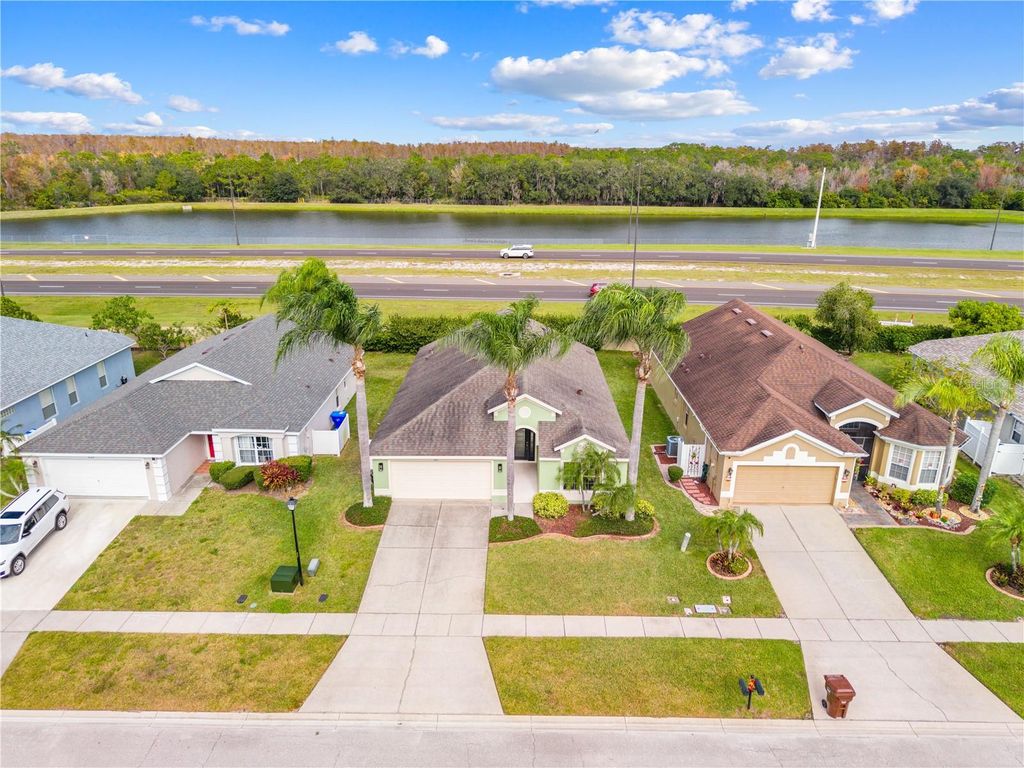 Photo of 3167 Stonehurst Circle, Kissimmee, FL 34741 (MLS # S5141470)