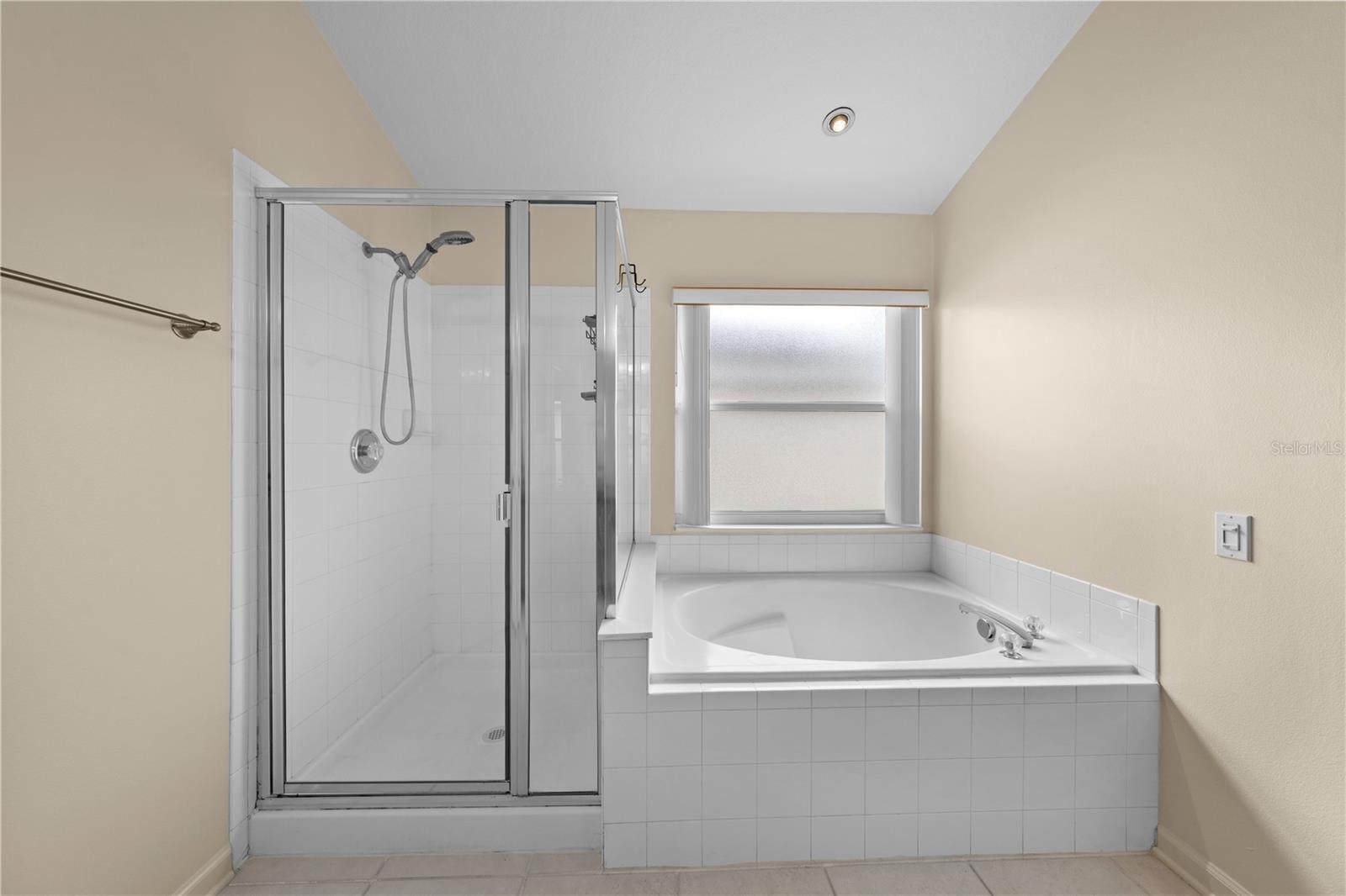 STONEHURST AT STONEFIELD - Residential Lease