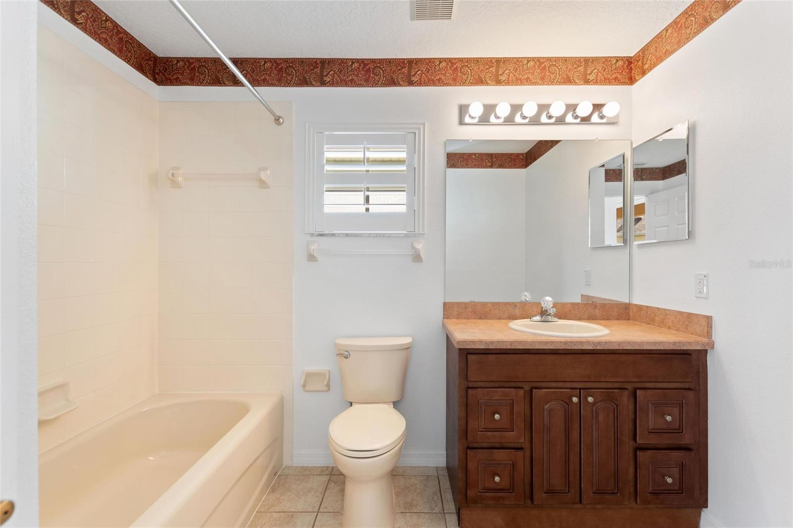 RIDGEWOOD LAKES VILLAGE 06 - Residential