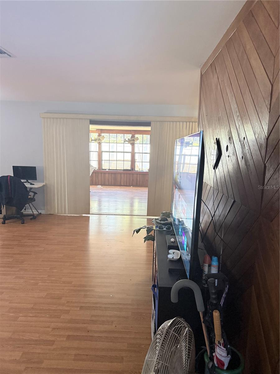 HIGHLAND GROVES ESTATES - Residential