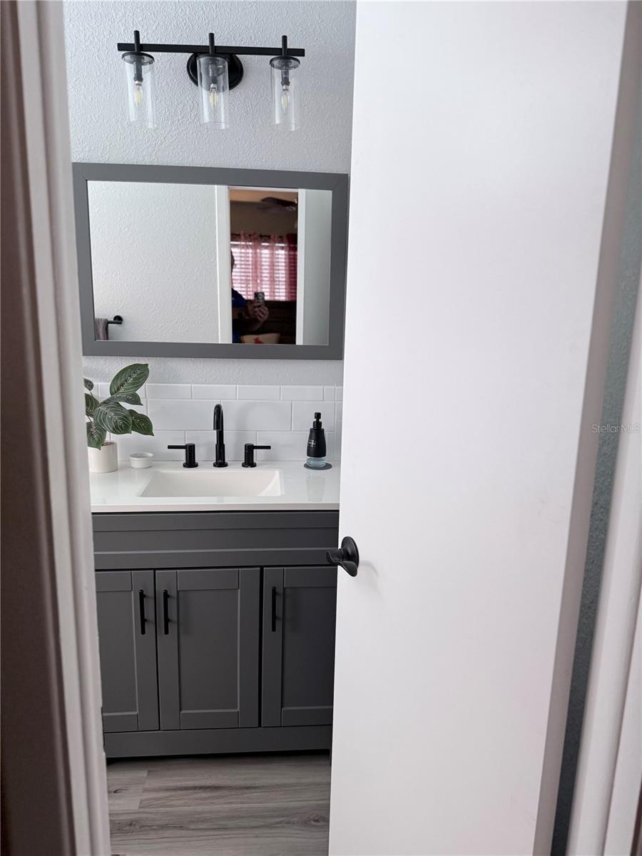 HIGHLAND GROVES ESTATES - Residential