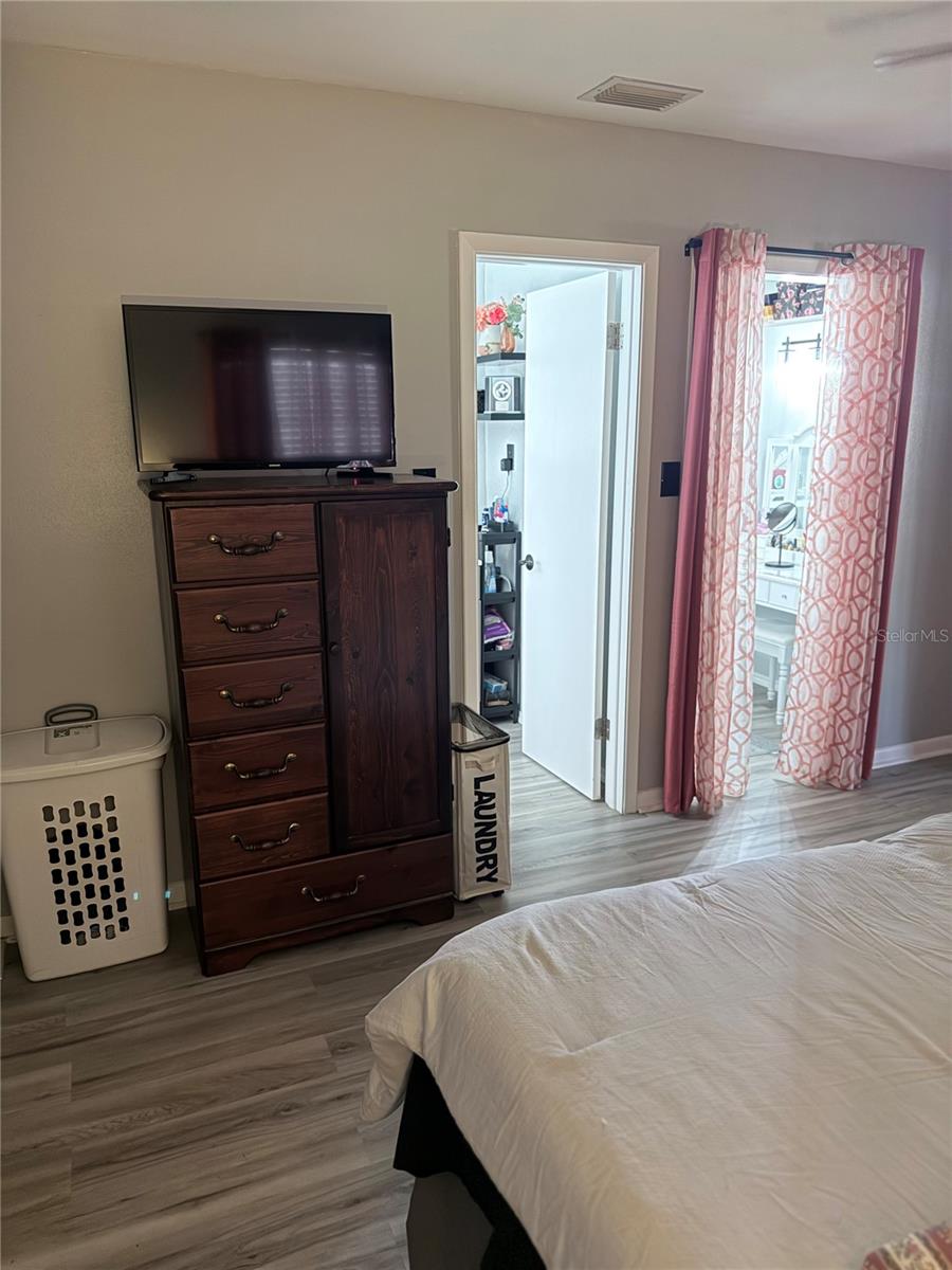 HIGHLAND GROVES ESTATES - Residential