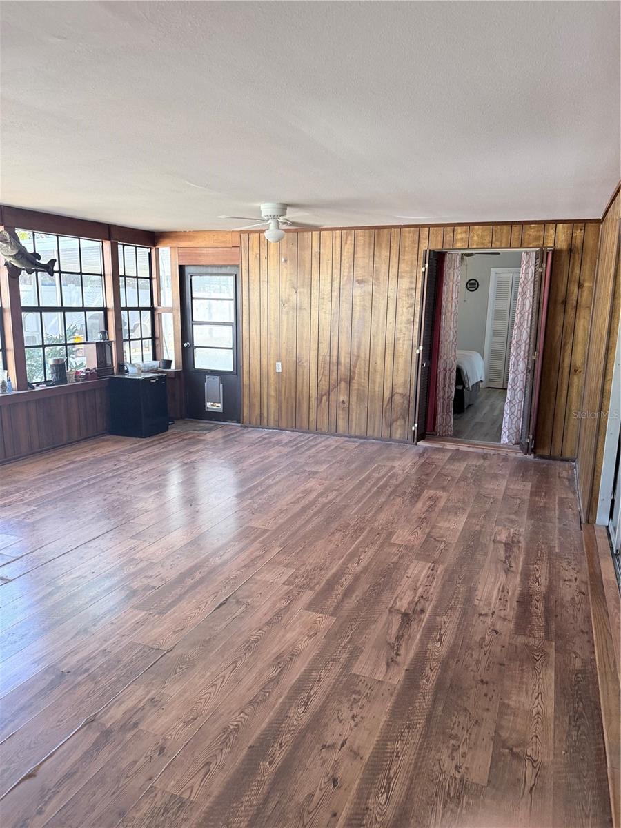 HIGHLAND GROVES ESTATES - Residential