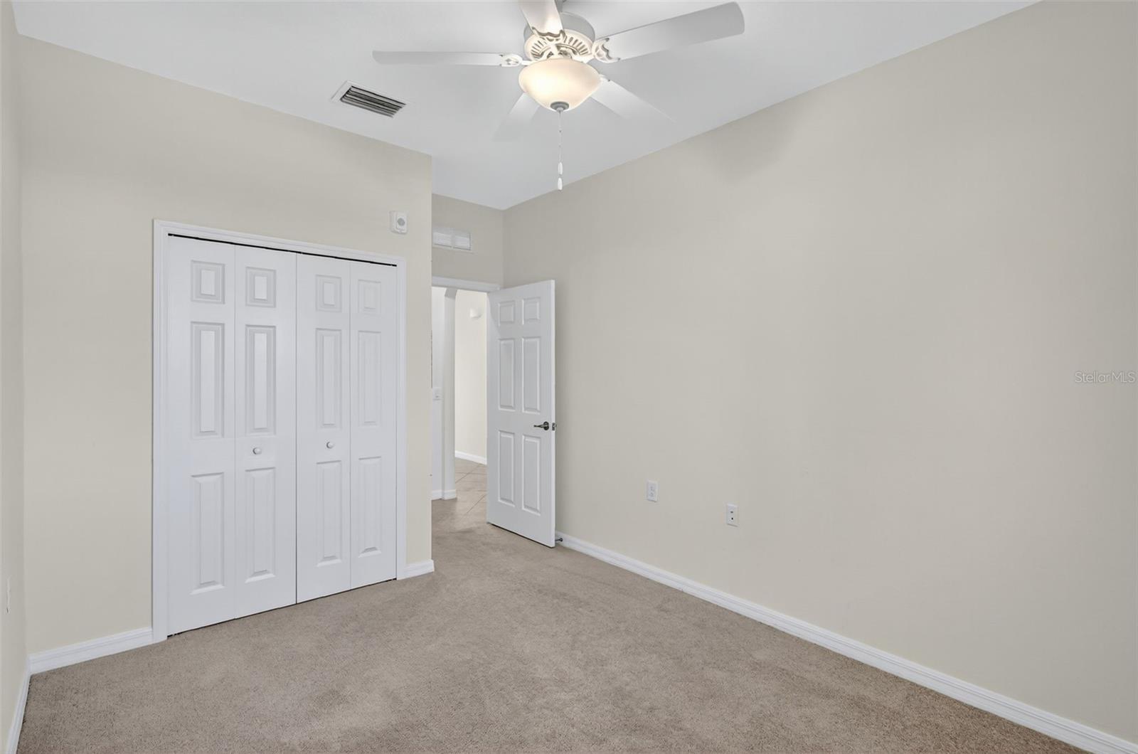 LAKEWOOD NATIONAL - Residential